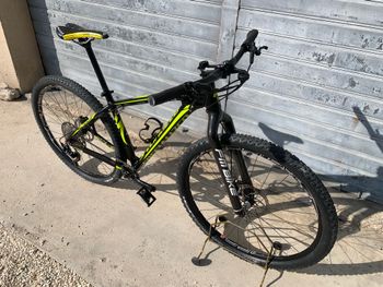 Used Specialized Crave Shimano Deore XT 2016 Mountainbike — image 3 of 18