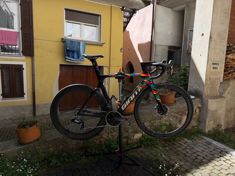 Giant Propel, Advanced SL 1 2023 2023 Road & Gravel d'occasion