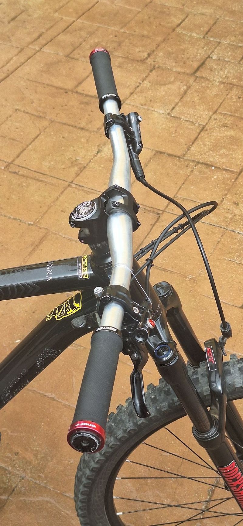 Käytetty Orbea ONNA 30 2023 2023 Mountainbike — kuva 8 / 14