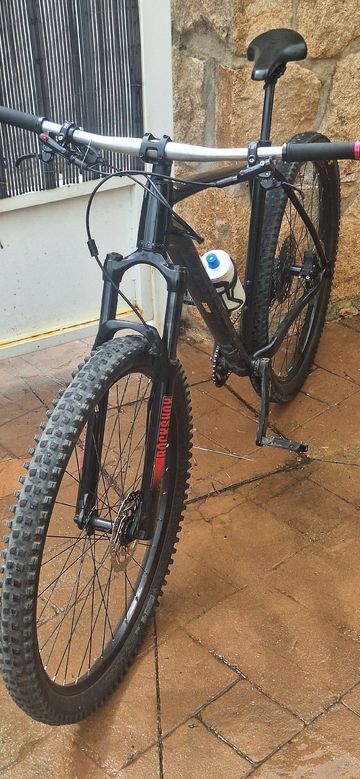Použité Orbea ONNA 30 2023 2023 MTB