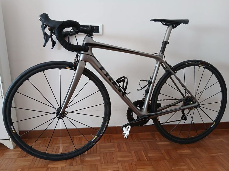 Used Trek Émonda SL 6 2018 2018 Road & Gravel, Light Gray — image 2 of 5
