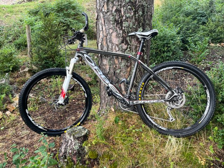 Used Orbea Alma Shimano SLX 2011 Mountainbike, Black, 26 — image 1 of 8