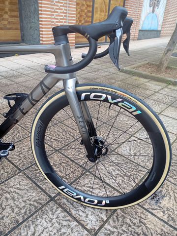 Używany Seka Custom Shimano Ultegra Di2 2026 Road & Gravel — zdjęcie 4 z 5