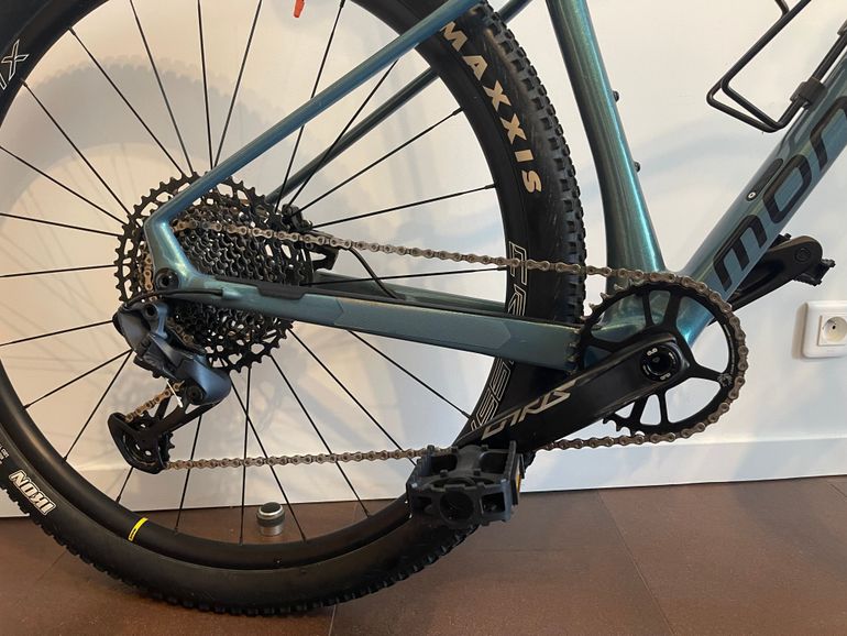 Brugt Mondraker CHRONO CARBON SE 2023 2023 Mountainbike — billede 4 af 5