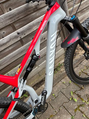 Used Canyon Neuron CF 9 SL 2021 2021 Mountainbike, Red, 27.5, 29 — image 3 of 17