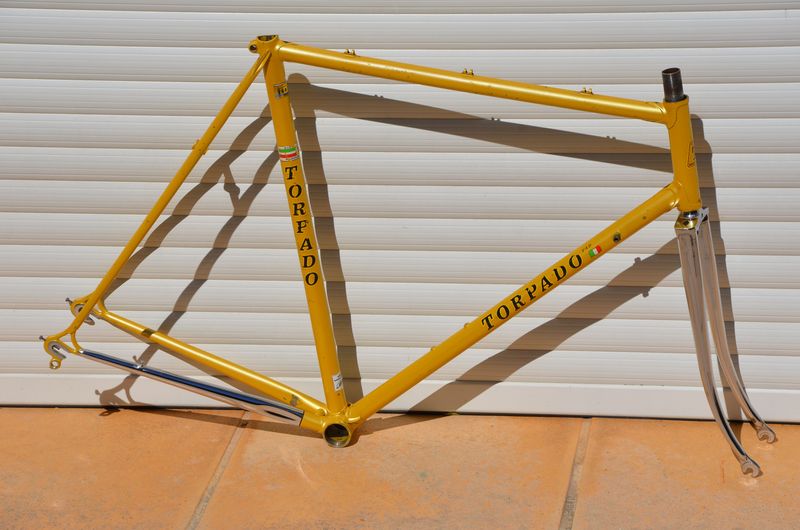 Tweedehands Torpado Vintage Torpado Serie Elegant Road Bike Frame And Fork Made From Templar Steel. Frameset 1979 Road & Gravel
