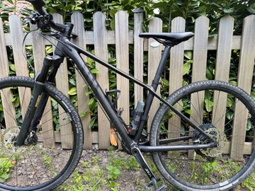 Gebrauchtes Canyon Pathlite WMN AL 7.0 2018 2018 Mountainbike, Schwarz — Bild 3 von 3