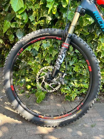 Rocky Mountain Thunderbolt 750 MSL 2015 2015 Mountainbike d'occasion — image 6 sur 21