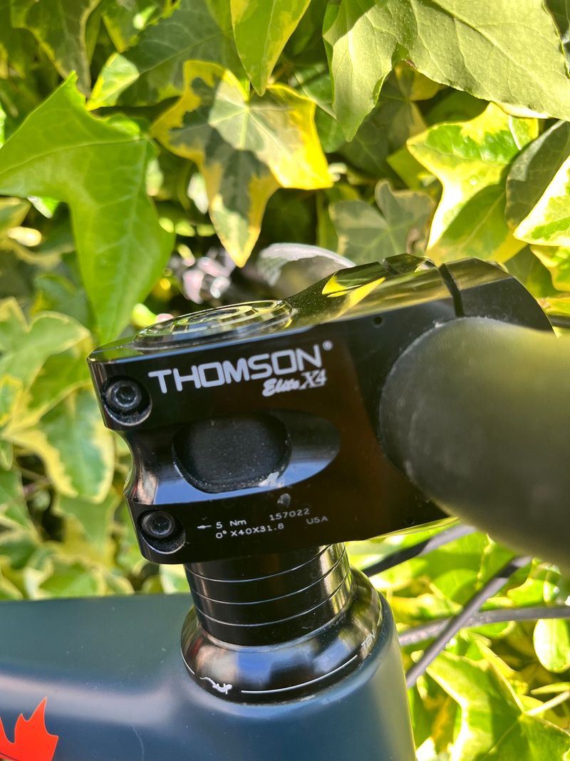 Rocky Mountain Thunderbolt 750 MSL 2015 2015 Mountainbike d'occasion — image 16 sur 21