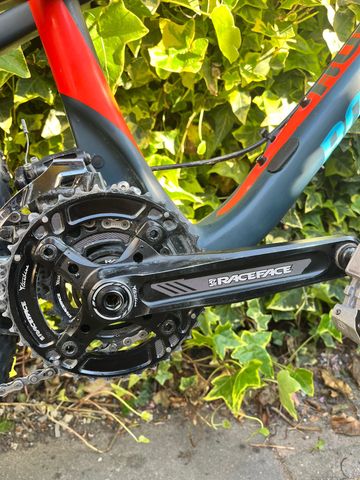 Rocky Mountain Thunderbolt 750 MSL 2015 2015 Mountainbike d'occasion — image 3 sur 21