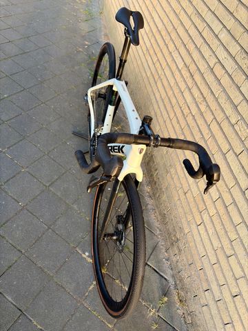 Used Trek Checkpoint Shimano GRX 2024 Road & Gravel, White — image 7 of 9