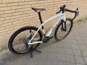 Used Trek Checkpoint Shimano GRX 2024 Road & Gravel, White — image 4 of 9
