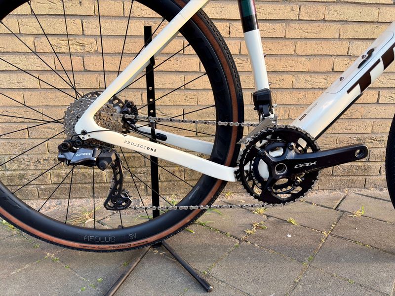Used Trek Checkpoint Shimano GRX 2024 Road & Gravel, White — image 3 of 9