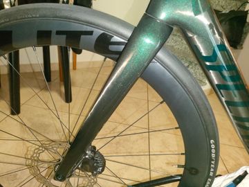 Used Specialized Tarmac Shimano Ultegra Di2 2023 Road & Gravel, Green — image 4 of 4