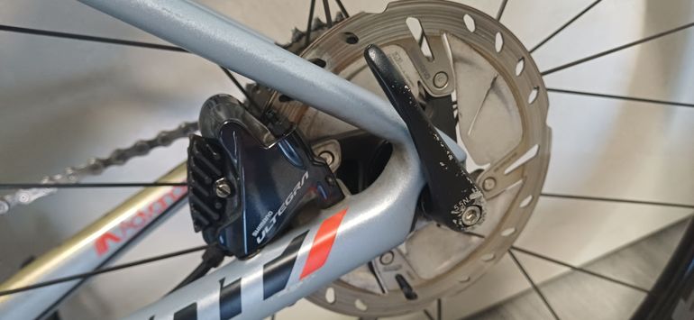 Used Giant Advance Pro 1 Disk 2019 2019 Road & Gravel, Light Gray — image 9 of 13