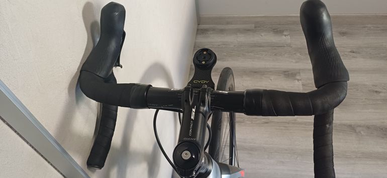 Used Giant Advance Pro 1 Disk 2019 2019 Road & Gravel, Light Gray — image 7 of 13