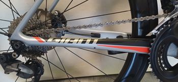 Used Giant Advance Pro 1 Disk 2019 2019 Road & Gravel, Light Gray — image 4 of 13