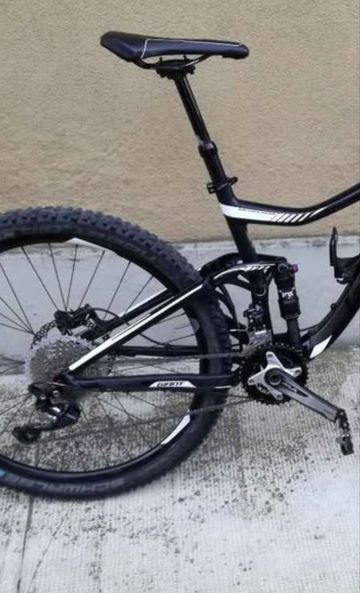 Used Giant Trance 27.5 2 2016 2016 Mountainbike, Black, 27.5 — image 3 of 3