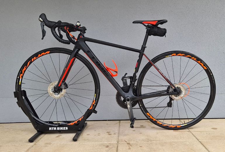 Used CUBE LITENING C:62 Disc 2017 2017 Road & Gravel — image 2 of 8