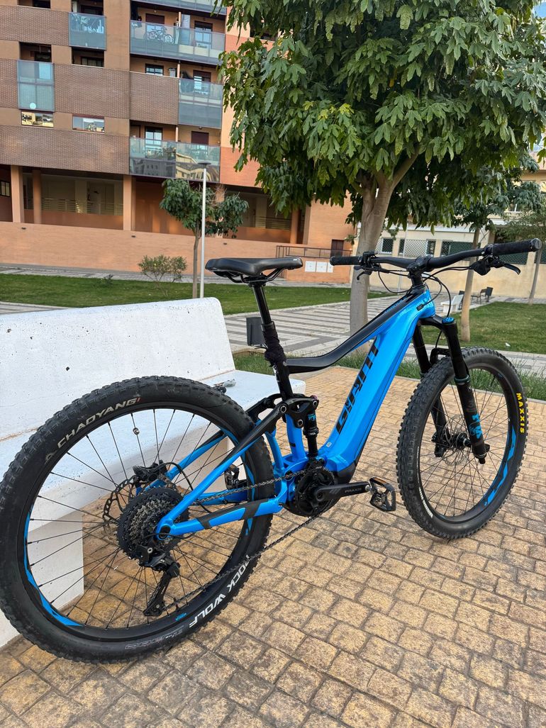 Used Giant Trance E+ 2 Pro 2019 2019 Mountainbike, Azul — image 1 of 3