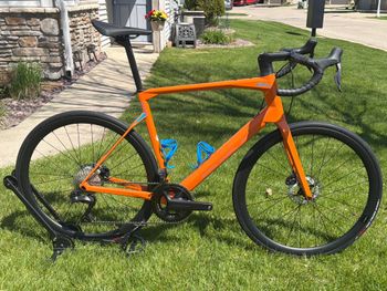 Used BMC Roadmachine ONE 2023 2023 Road & Gravel, Orange — image 10 of 11