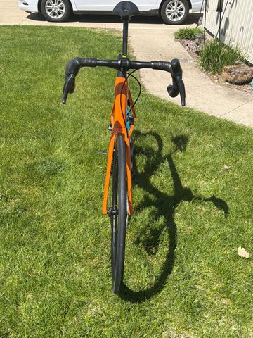 Used BMC Roadmachine ONE 2023 2023 Road & Gravel, Orange — image 9 of 11