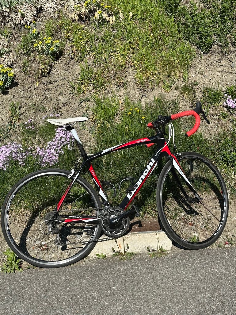 Used Bianchi Vertigo 105 Compact 2014 2014 Road & Gravel, Black — image 1 of 3