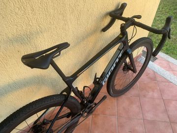 Tweedehands Giant Revolt, Advanced Pro 0 2021 2021 Road & Gravel — afbeelding 3 van 22