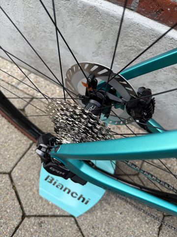 Used Bianchi Impulso Shimano GRX Di2 2026 Road & Gravel, Green — image 10 of 13