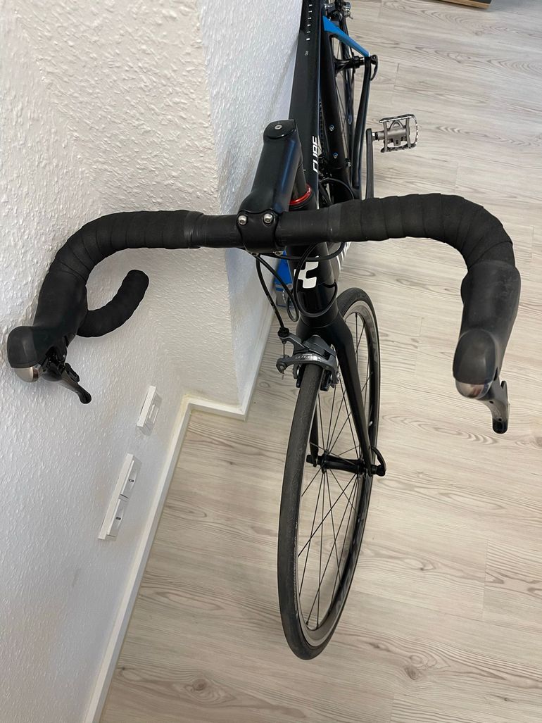 Used CUBE Attain Shimano Ultegra 2018 Road & Gravel, Black — image 12 of 13