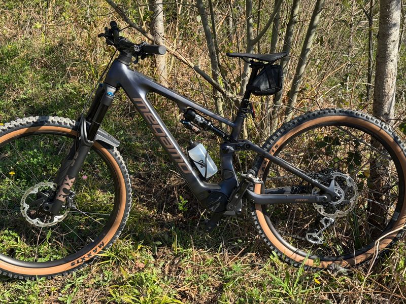 Megamo REASON AL 05 2026 2026 Mountainbike usato, Nero — immagine 1 di 3