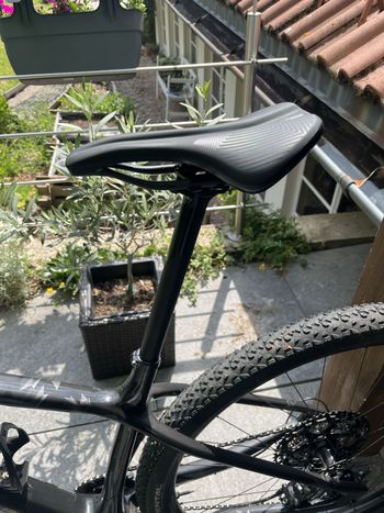 Used Rocky Mountain Vertex Carbon 70 2020 2020 Mountainbike, Black, 29, 27.5 — image 8 of 8