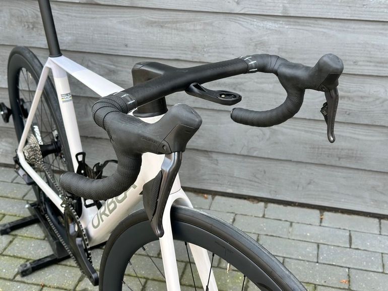 Used Orbea ORCA M20iTEAM 2026 2026 Road & Gravel, White — image 18 of 19