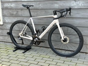 Used Orbea ORCA M20iTEAM 2026 2026 Road & Gravel, White — image 4 of 19