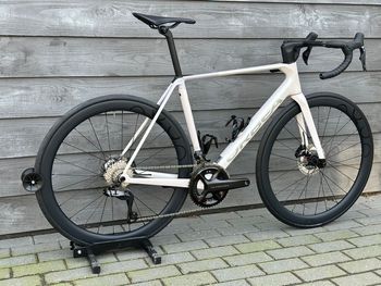 Used Orbea ORCA M20iTEAM 2026 2026 Road & Gravel, White — image 3 of 19