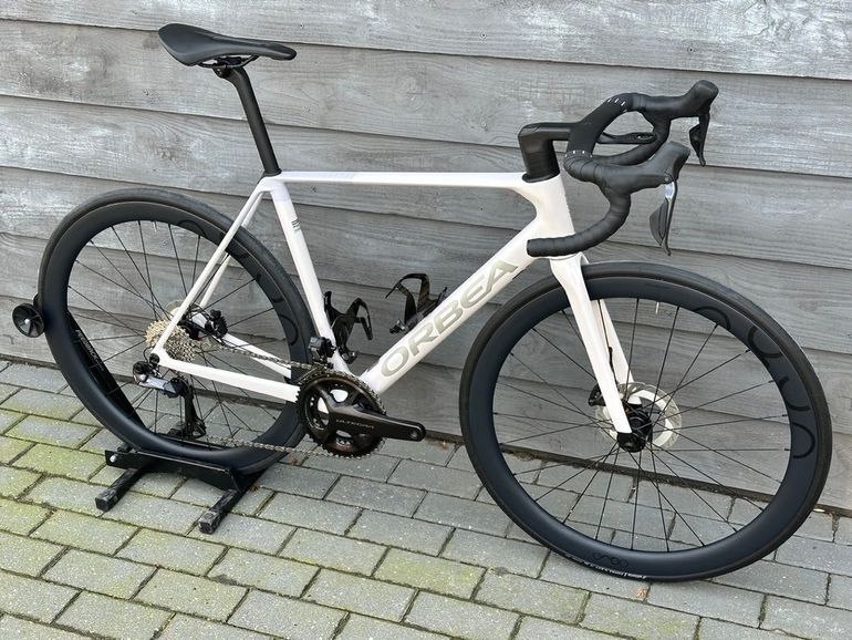 Used Orbea ORCA M20iTEAM 2026 2026 Road & Gravel, White — image 7 of 19
