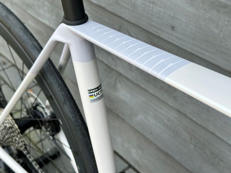 Used Orbea ORCA M20iTEAM 2026 2026 Road & Gravel, White — image 17 of 19