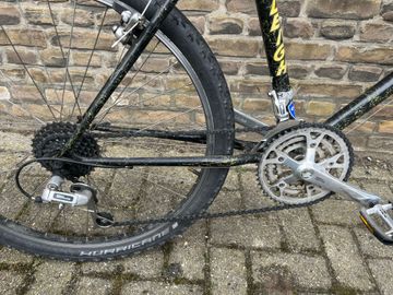 Used Raleigh Custom Shimano Deore 1990 Mountainbike, Green — image 3 of 8