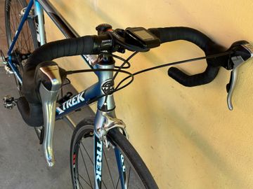 Used Trek 2100 2006 2006 Road & Gravel, Blue — image 8 of 9