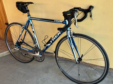 Used Trek 2100 2006 2006 Road & Gravel, Blue — image 9 of 9