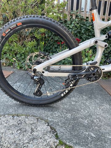 Used Canyon Torque 5 2025 2025 Mountainbike, White, 29, 27.5 — image 5 of 8