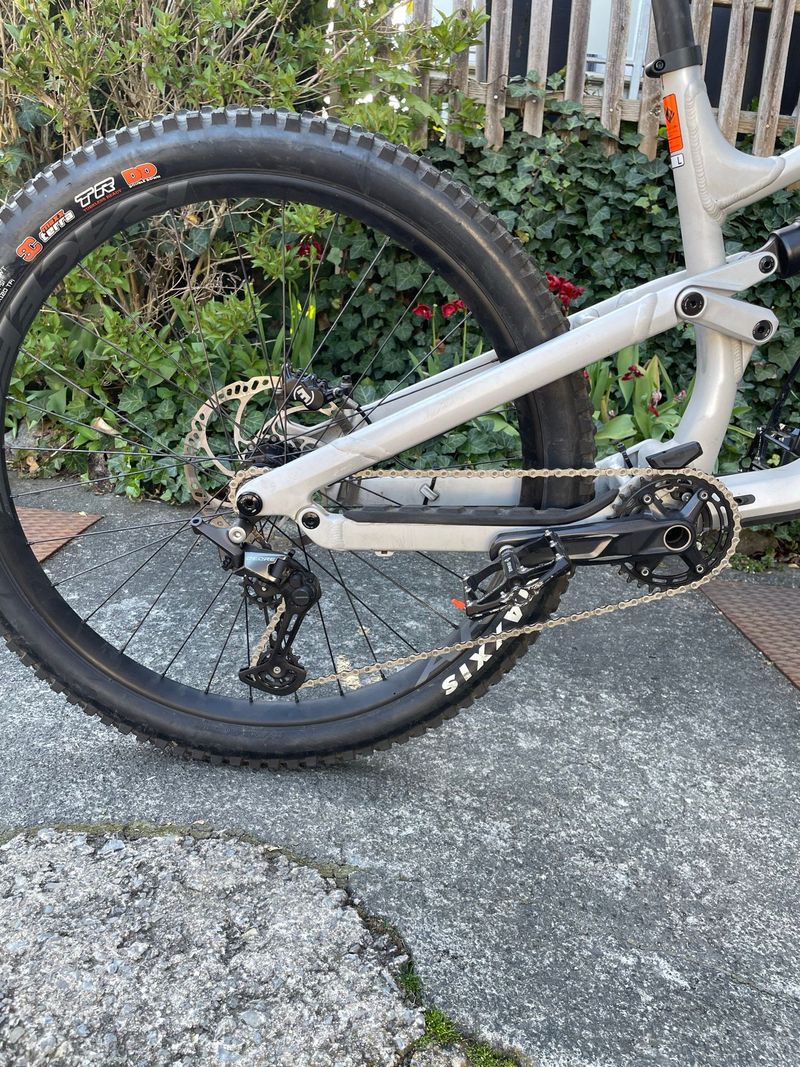 Used Canyon Torque 5 2025 2025 Mountainbike, White, 29, 27.5 — image 5 of 8