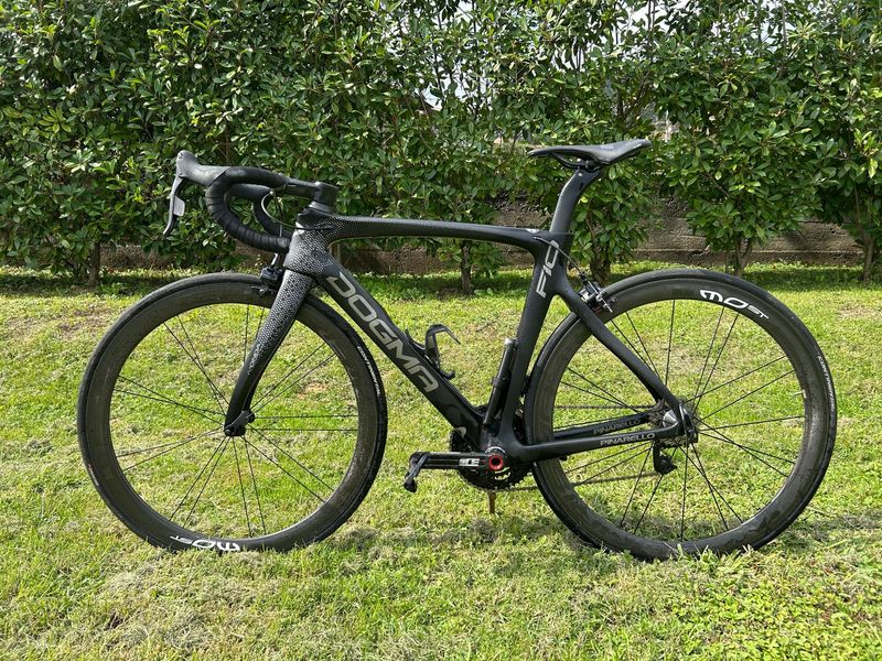 Used Pinarello Dogma SRAM Red eTap 2019 Road & Gravel, Black — image 3 of 8