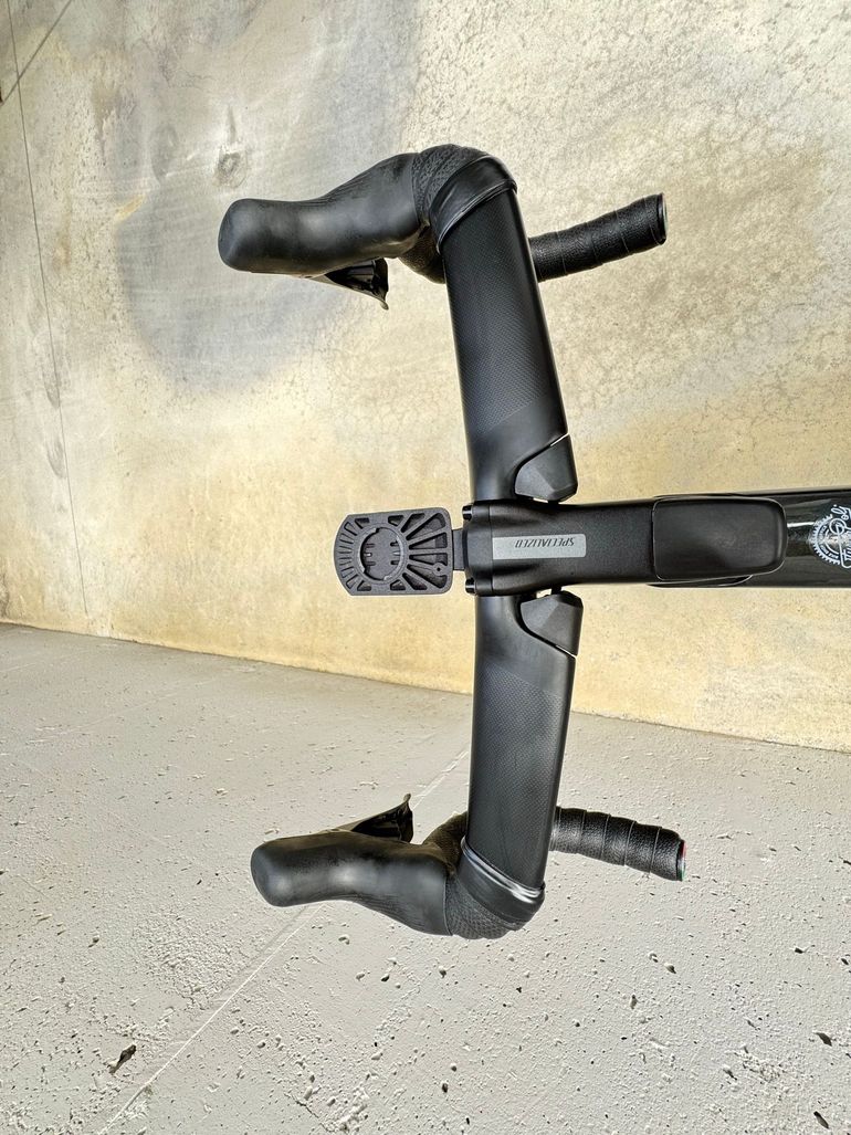 Used Specialized Tarmac Shimano Ultegra Di2 2023 Road & Gravel — image 11 of 12