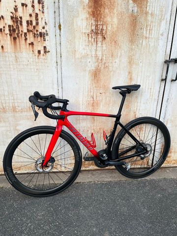 Used Specialized Roubaix Comp 2018 2018 Road & Gravel, Red — image 2 of 8