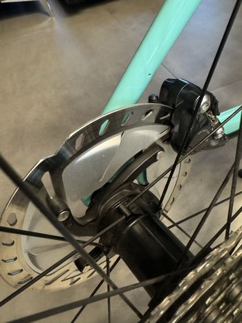 Used Bianchi Oltre XR3 Ultegra Di2 2020 2020 Road & Gravel, Green — image 10 of 50