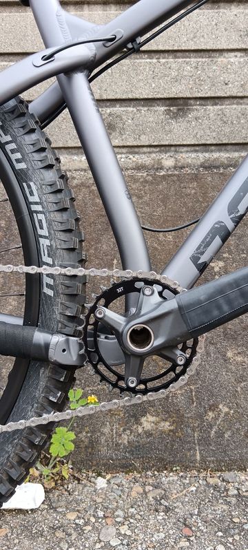 Used Dartmoor Primal Shimano Deore XT 2024 Mountainbike, Light Gray, 29 — image 6 of 9