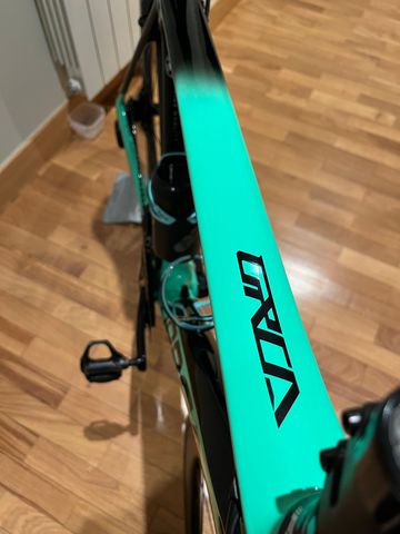Used Orbea ORCA M10iLTD 2018 2018 Road & Gravel, Green — image 2 of 6