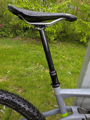 Used Cannondale Trigger 2 2018 2018 Mountainbike, Light Gray, 27.5 — image 4 of 7