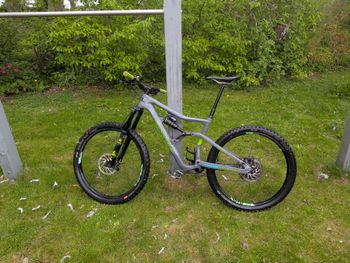 Used Cannondale Trigger 2 2018 2018 Mountainbike, Light Gray, 27.5 — image 2 of 7